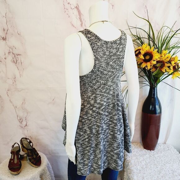 Phanuel high low knit top - Picture 4 of 7